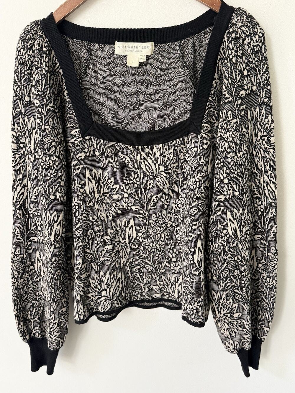 Salt Walter Luxe Marissa Sweater Womens Size L Black Long Sleeve Square Neck